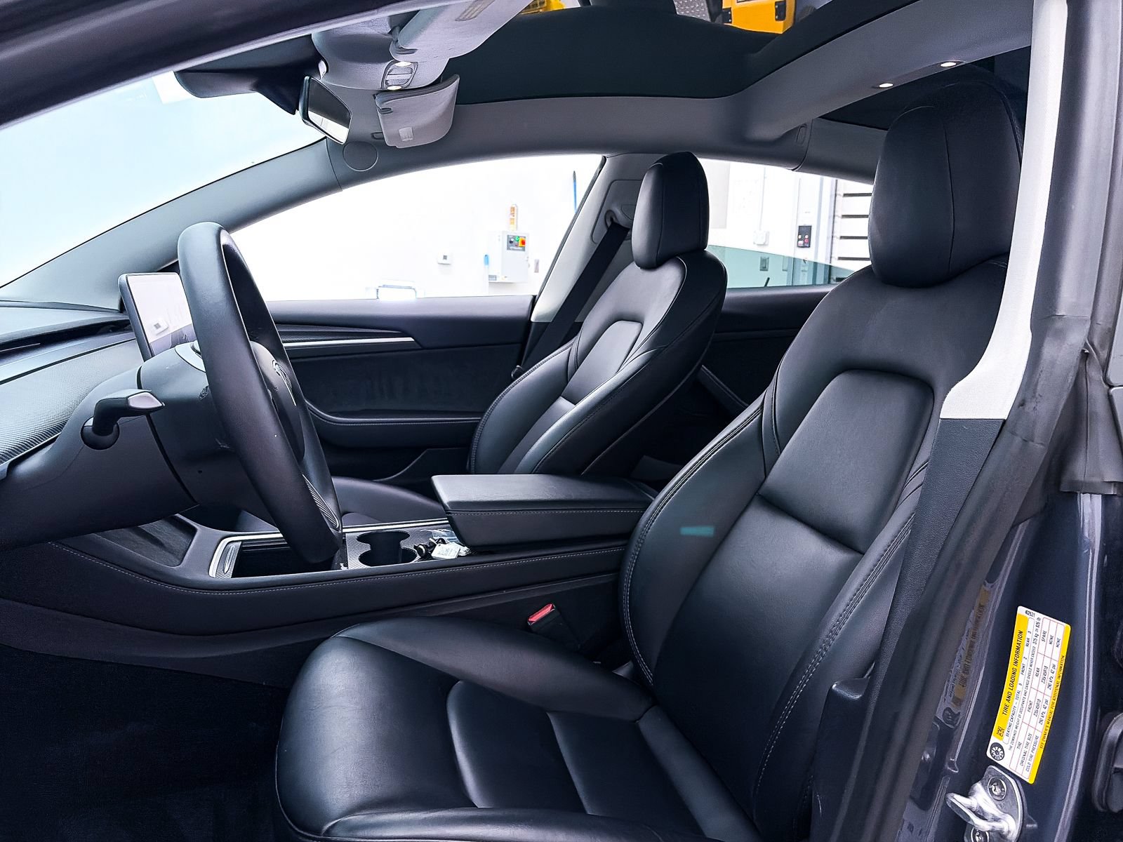 Used 2023 Tesla Model 3 Standard Range RWD image 18