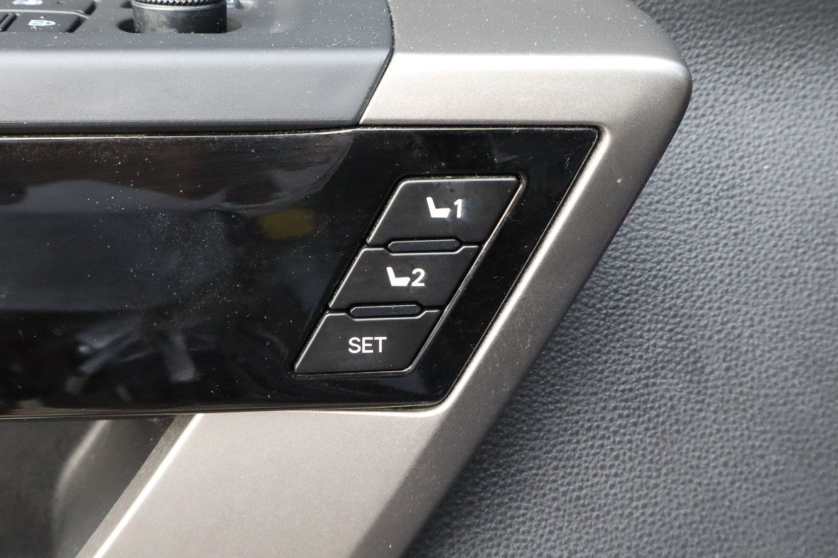 Used 2024 Toyota Tundra Limited image 18