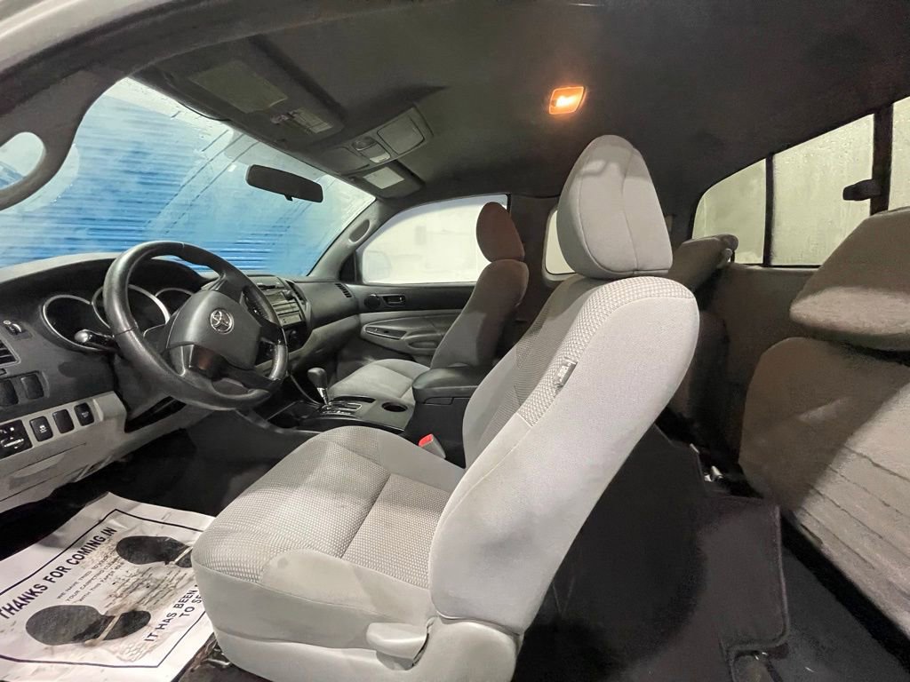 Used 2012 Toyota Tacoma 4x4 Access Cab w/ Convenience Pkg image 25