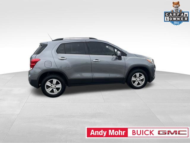 Used 2020 Chevrolet Trax LT w/ LT Convenience Package FWD image 19