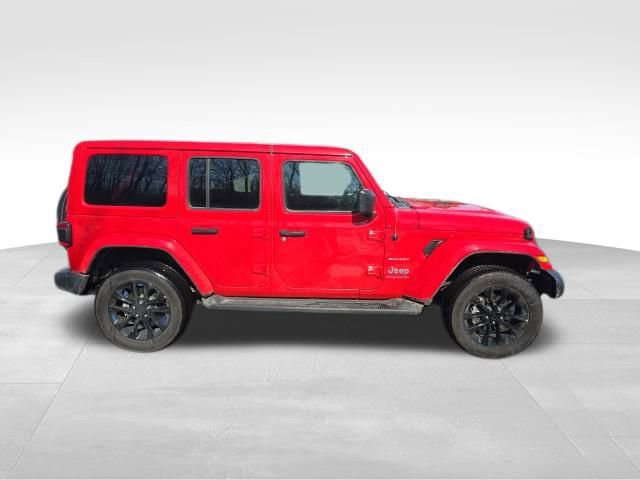 Used 2023 Jeep Wrangler Unlimited Sahara w/ Cold Weather Group image 9
