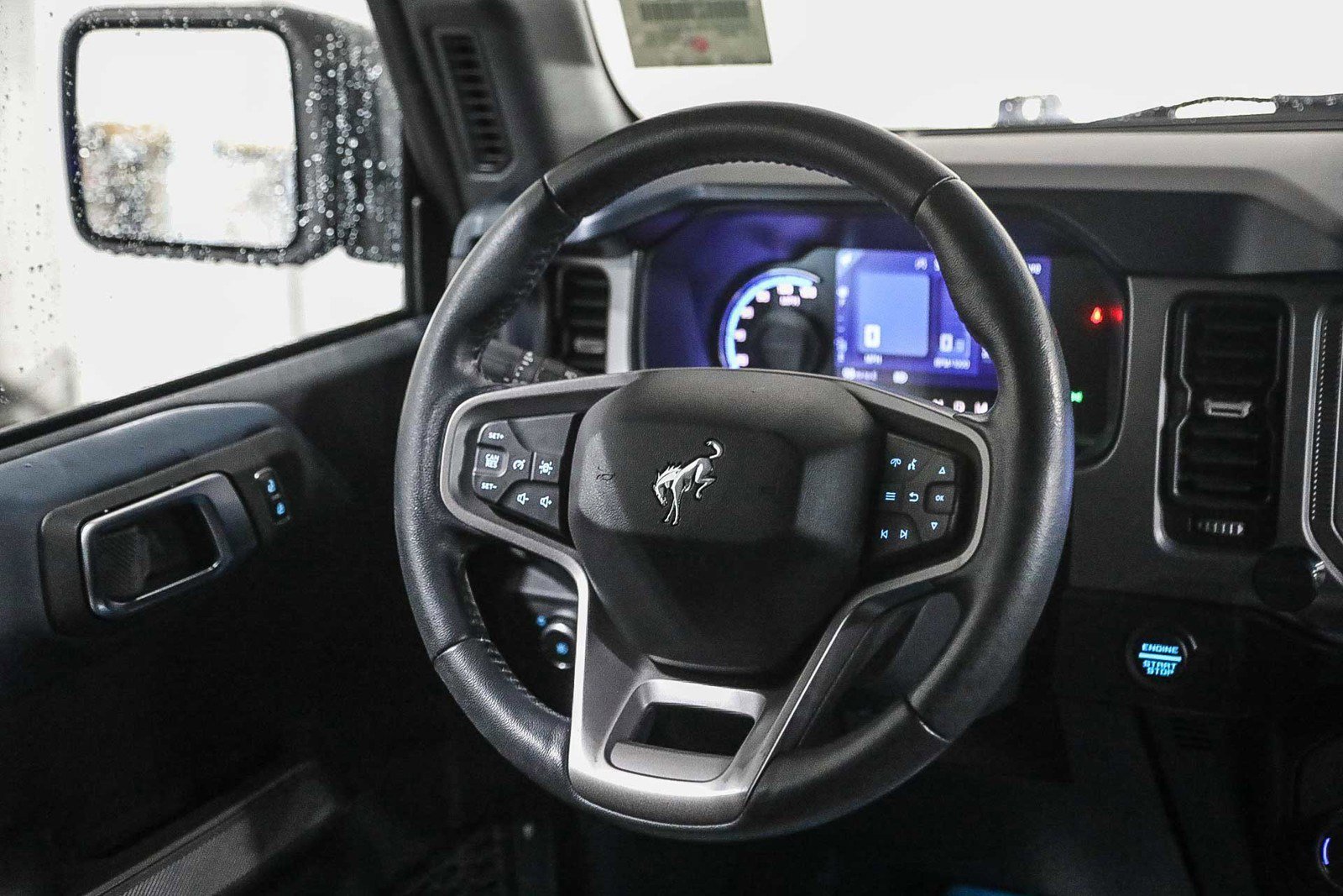 Used 2022 Ford Bronco Outer Banks image 15