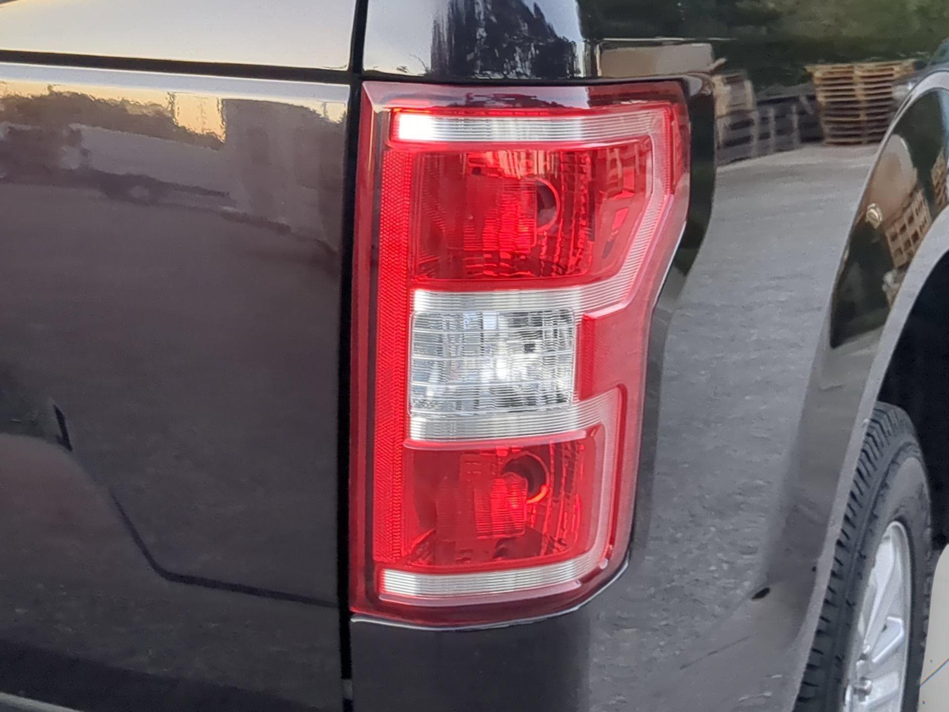 Used 2018 Ford F150 XLT RWD image 45