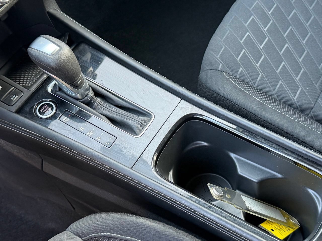 Certified 2024 Nissan Kicks SV FWD image 20
