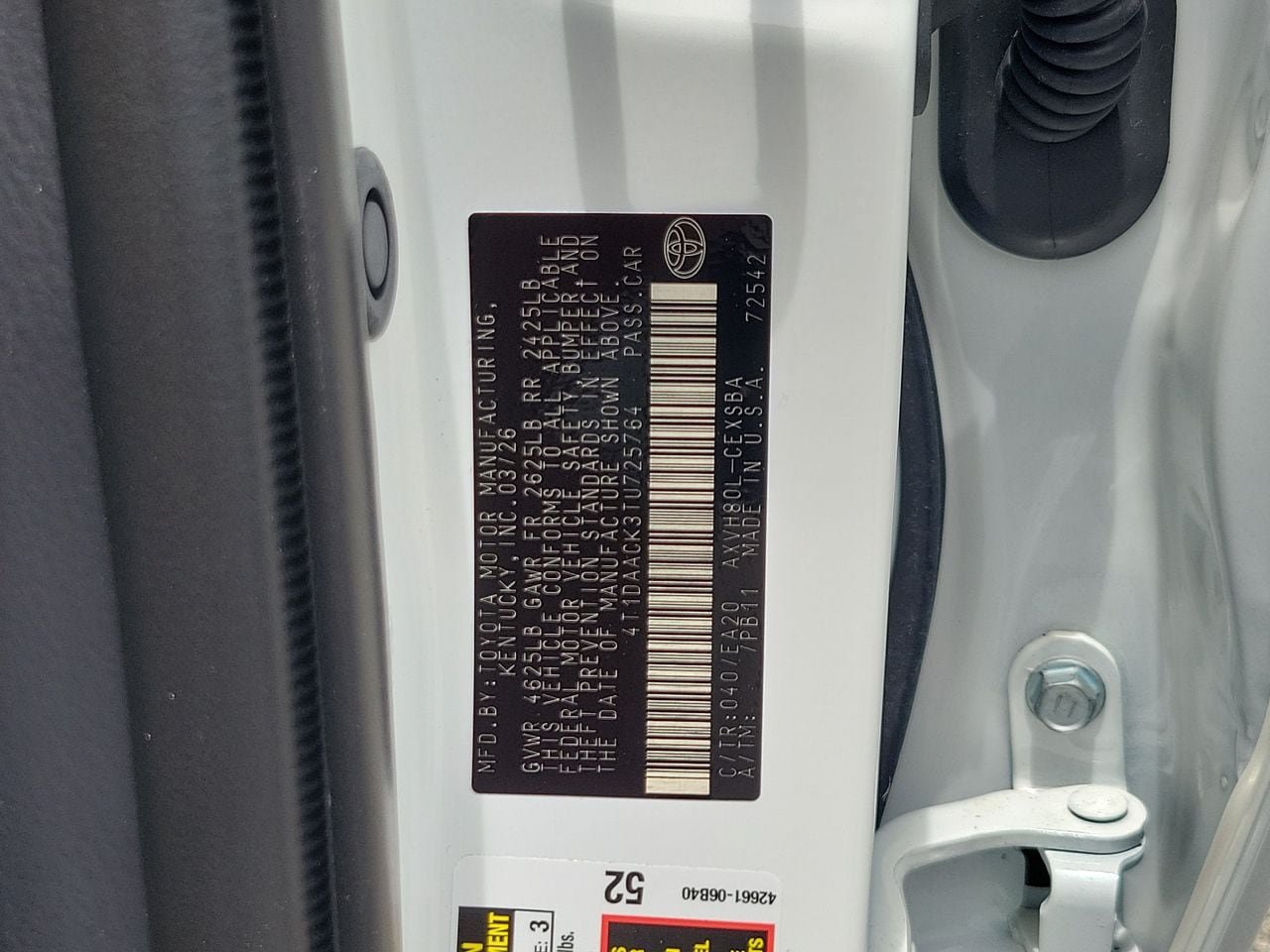 Used 2026 Toyota Camry SE FWD image 33