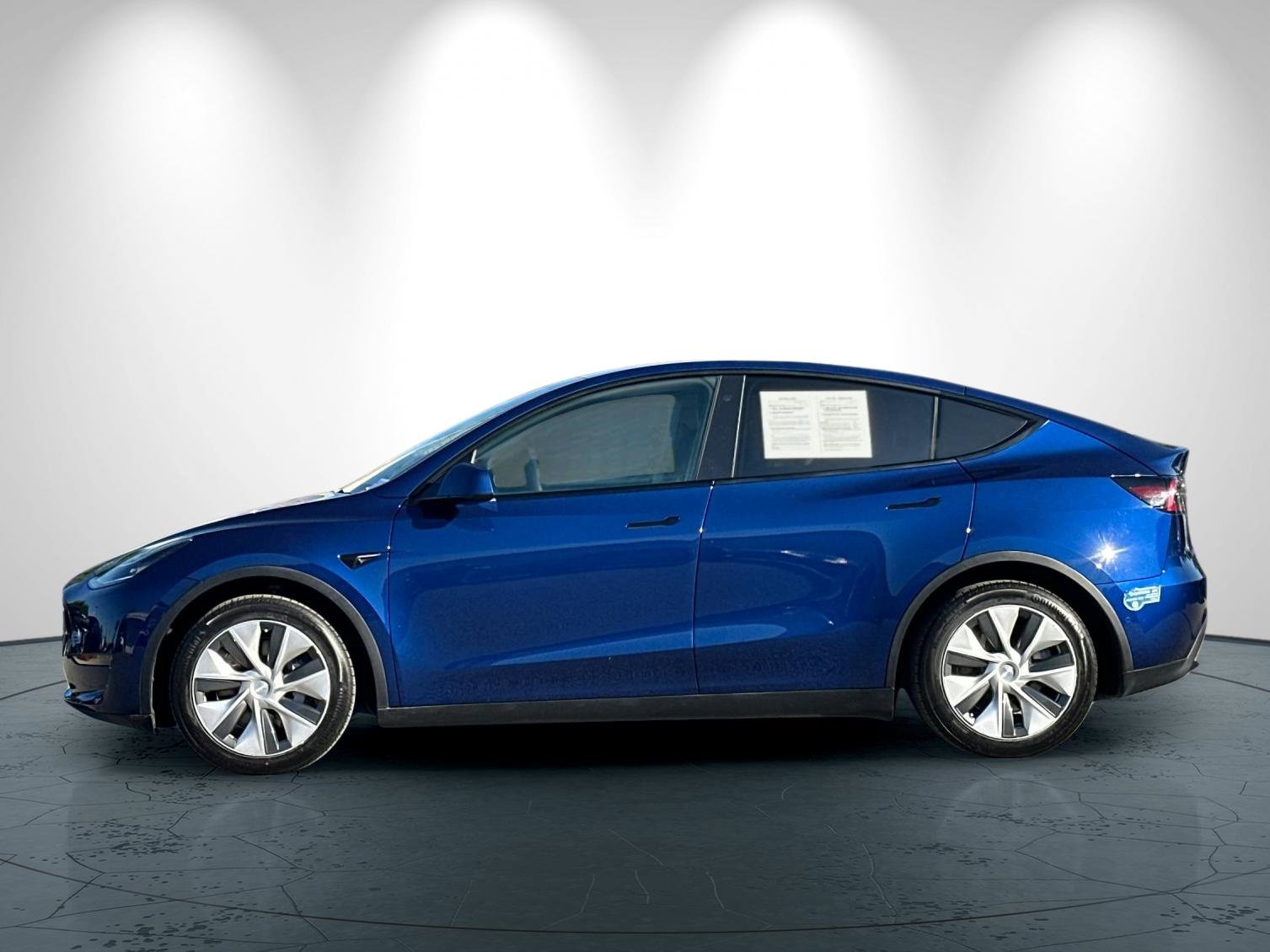 Used 2021 Tesla Model Y Long Range image 7