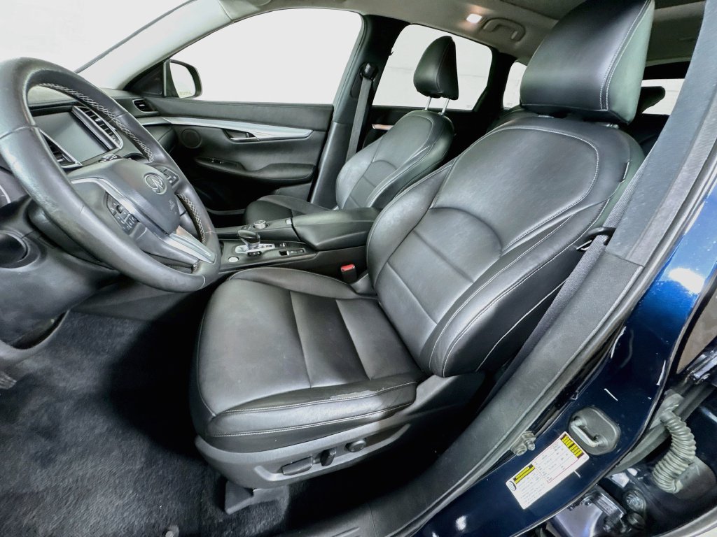 Certified 2020 INFINITI QX50 Luxe w/ Cargo Package FWD image 26