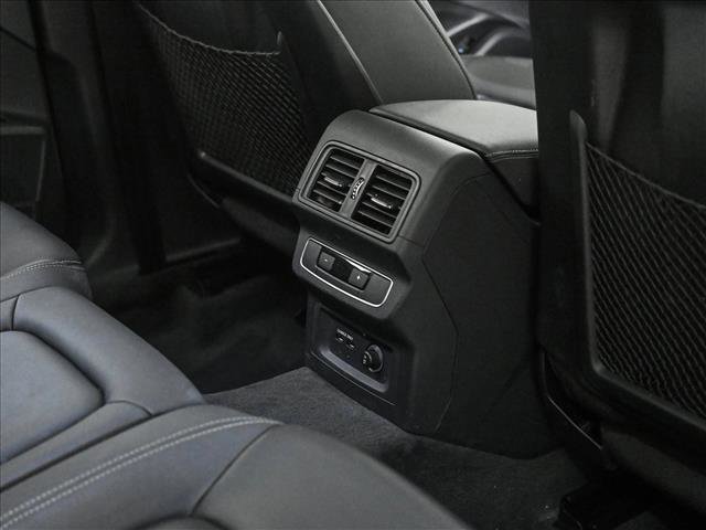 Used 2023 Audi Q5 2.0T Premium Plus w/ Premium Plus Package AWD/4WD image 18