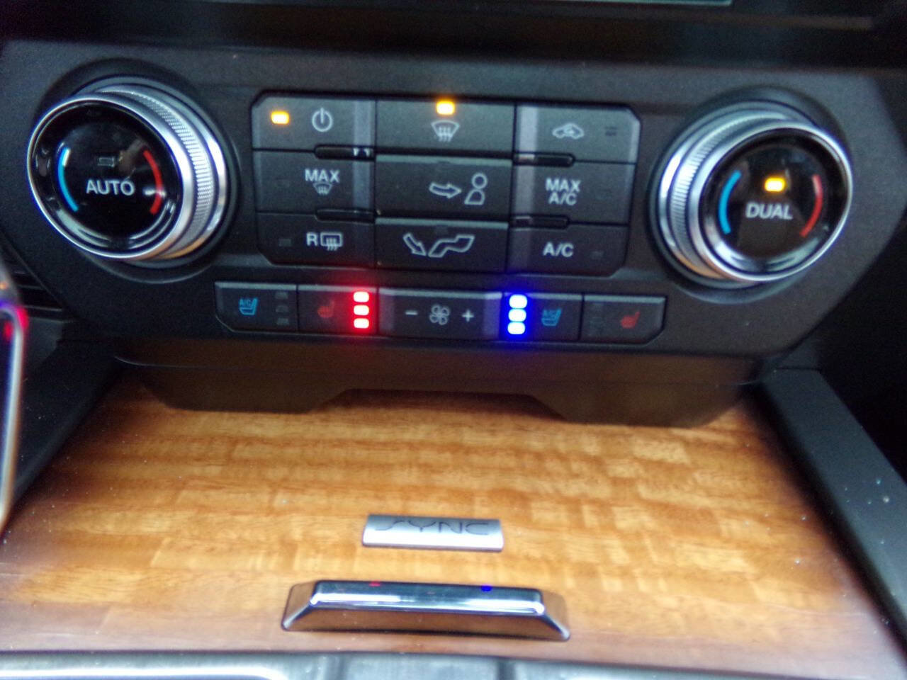 Used 2017 Ford F150 Limited w/ Trailer Tow Package AWD/4WD image 71