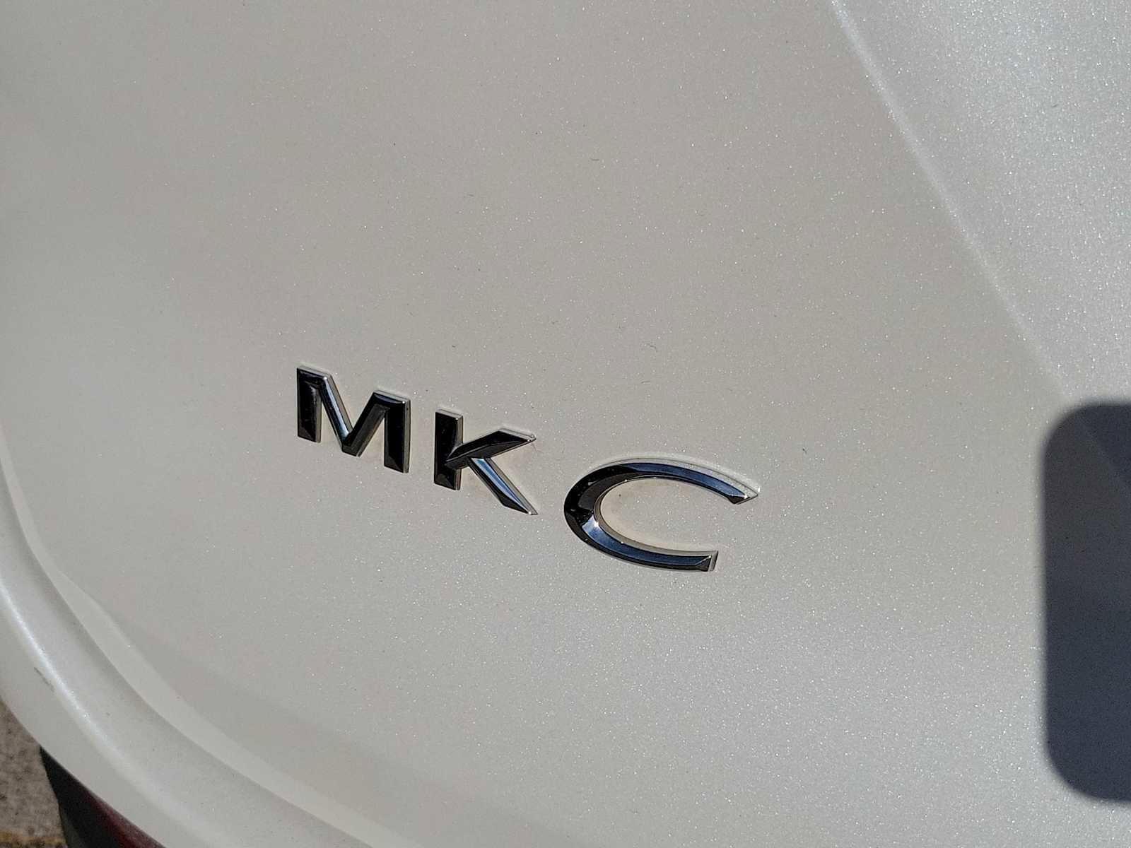 Used 2017 Lincoln MKC Premiere image 7