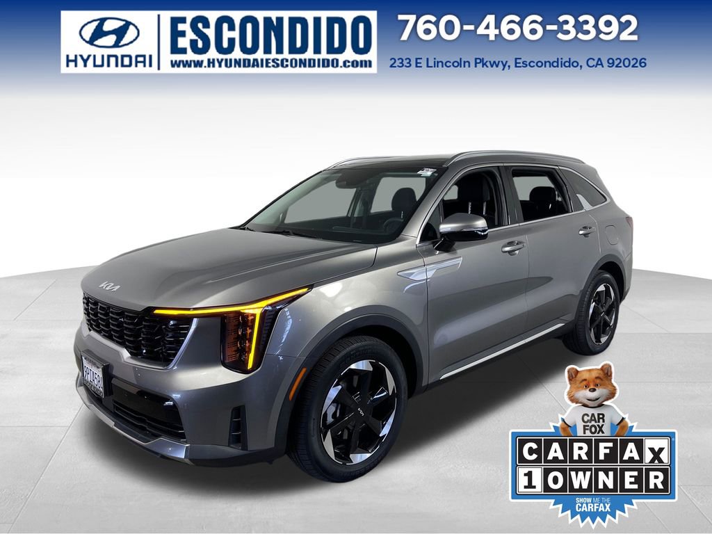 Used 2025 Kia Sorento EX w/ EX Panoramic Sunroof Package