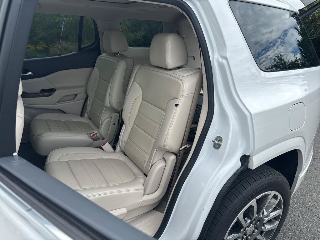 Used 2020 GMC Acadia Denali w/ Denali Ultimate Package AWD/4WD image 29
