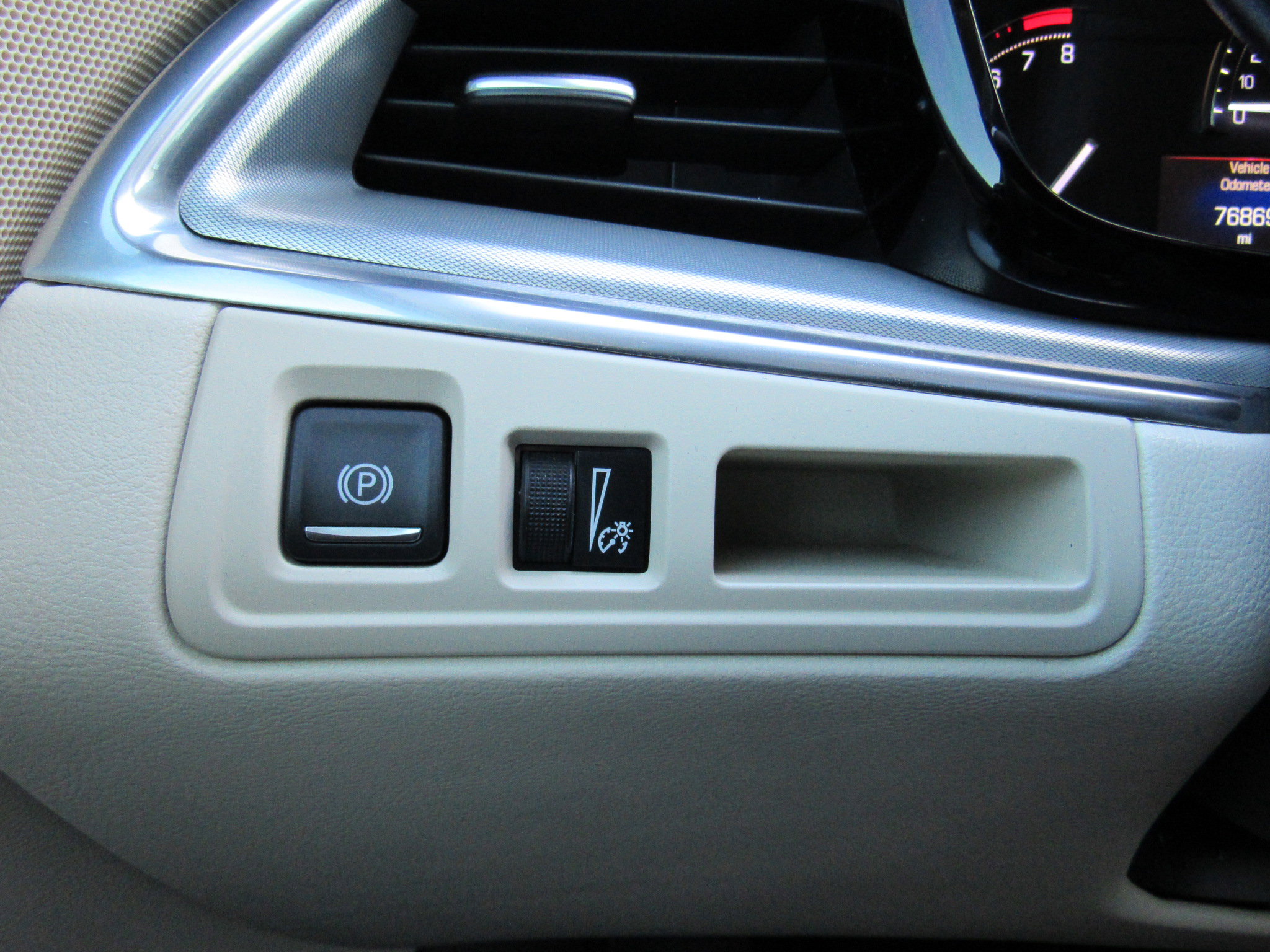 Used 2019 Cadillac XT5 Luxury image 17