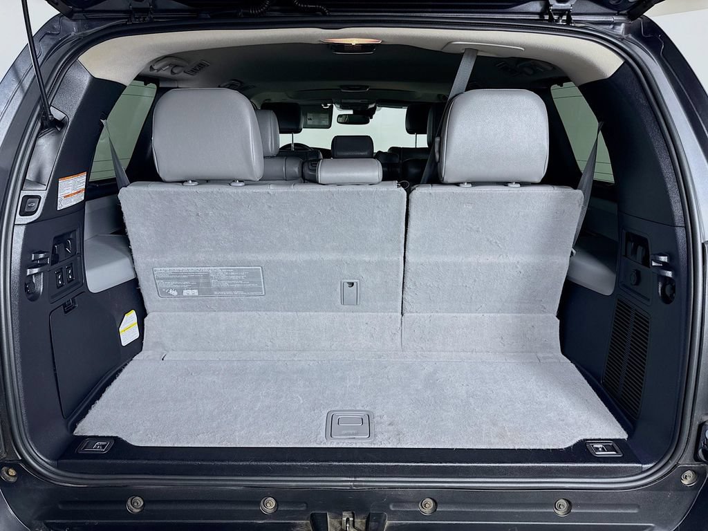 Used 2020 Toyota Sequoia Limited AWD/4WD image 24