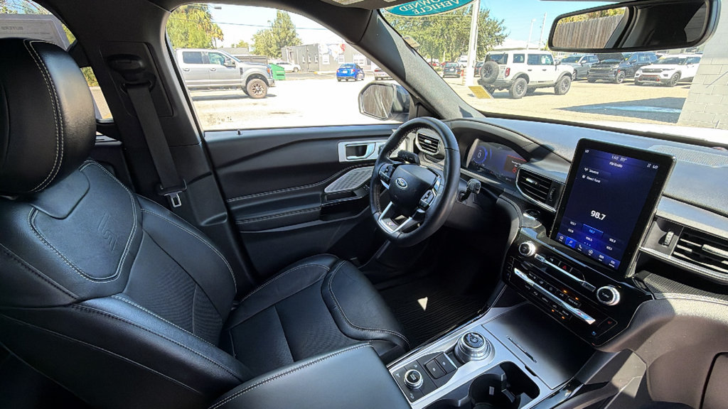 Certified 2023 Ford Explorer ST w/ Equipment Group 401A AWD/4WD image 30