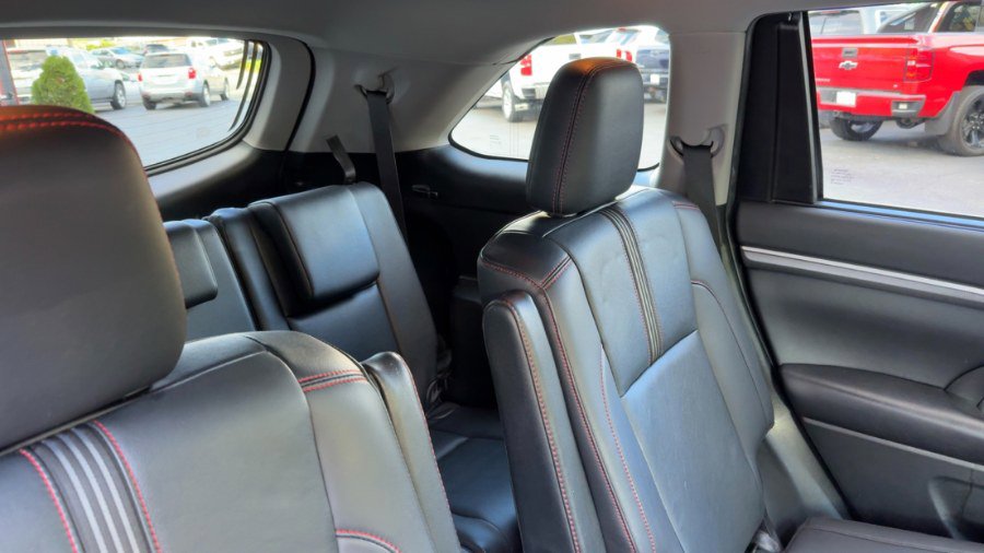Used 2019 Toyota Highlander SE AWD/4WD image 15