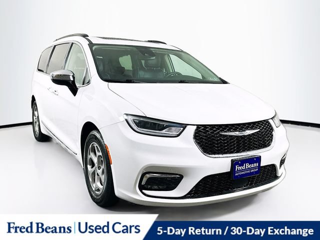 Used 2023 Chrysler Pacifica Limited FWD video 1