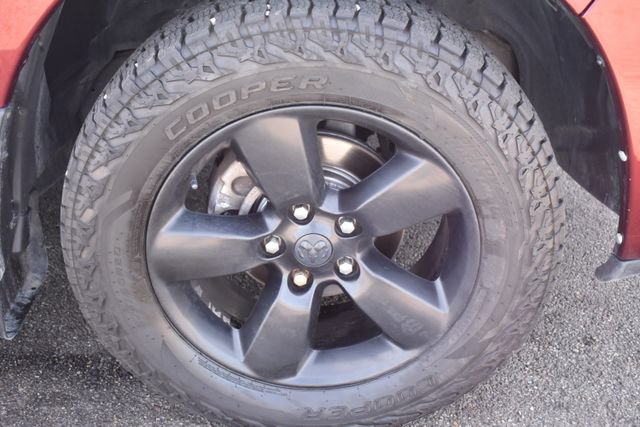 Used 2019 RAM 1500 Express w/ Wheel & Sound Group AWD/4WD image 46