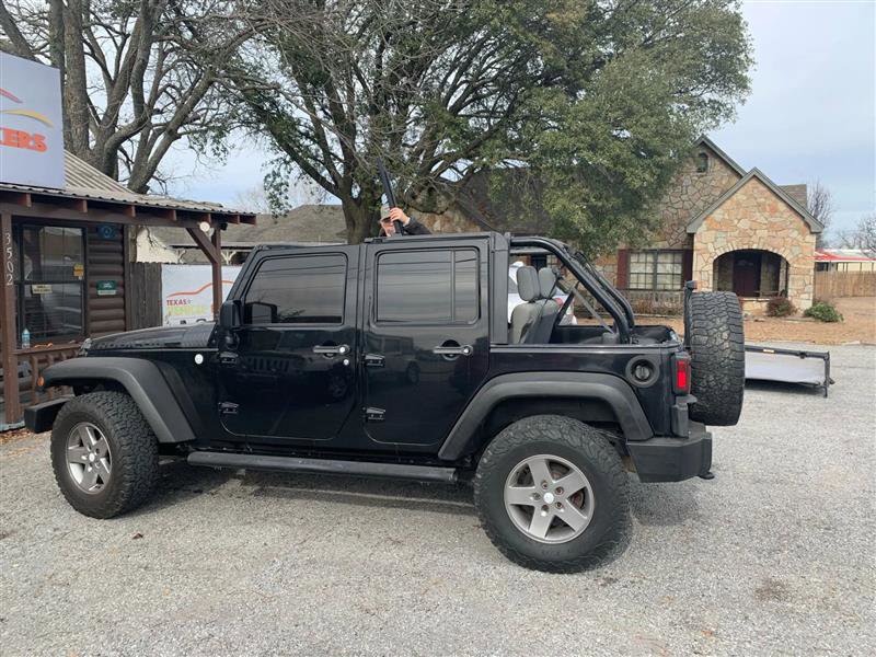 Used 2010 Jeep Wrangler Unlimited Rubicon w/ Trailer Tow Group image 11