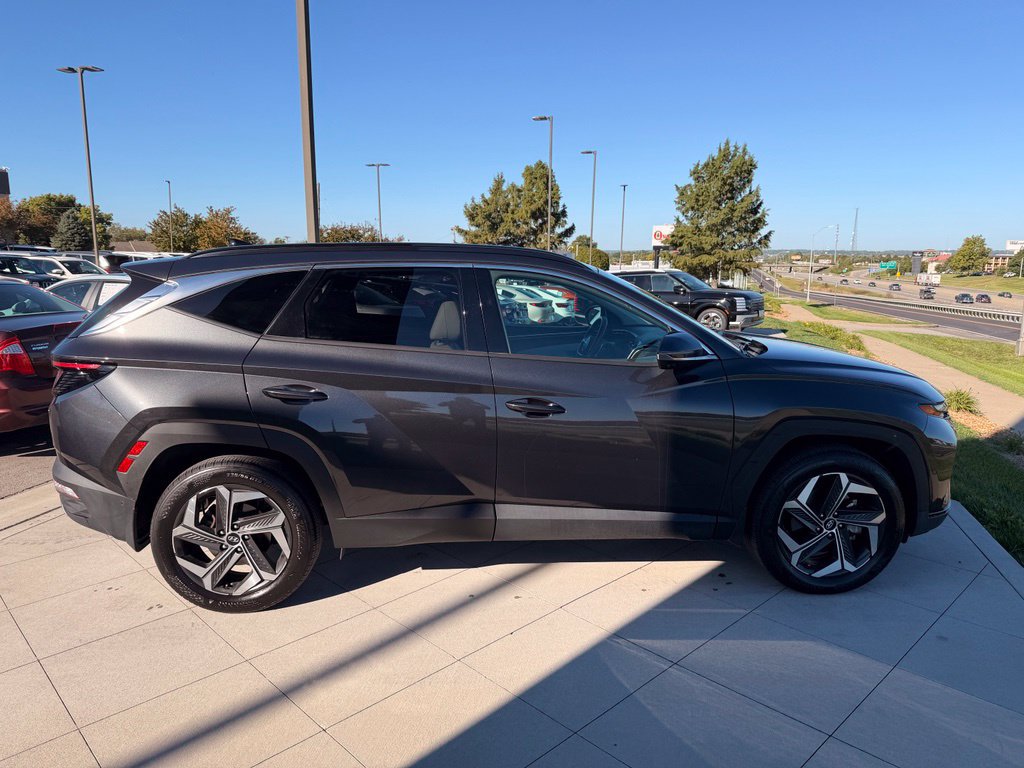 Used 2022 Hyundai Tucson Limited AWD/4WD image 9