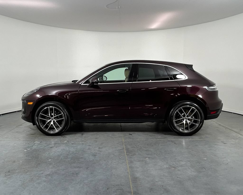 New 2026 Porsche Macan AWD/4WD image 2