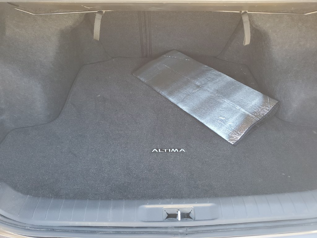 Used 2015 Nissan Altima 2.5 SL w/ Technology Package FWD image 9