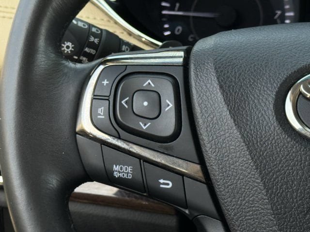 Used 2014 Toyota Avalon XLE Touring FWD image 14