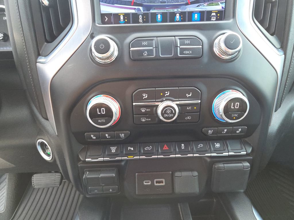Used 2021 GMC Sierra 2500 SLT w/ SLT Premium Package AWD/4WD image 25