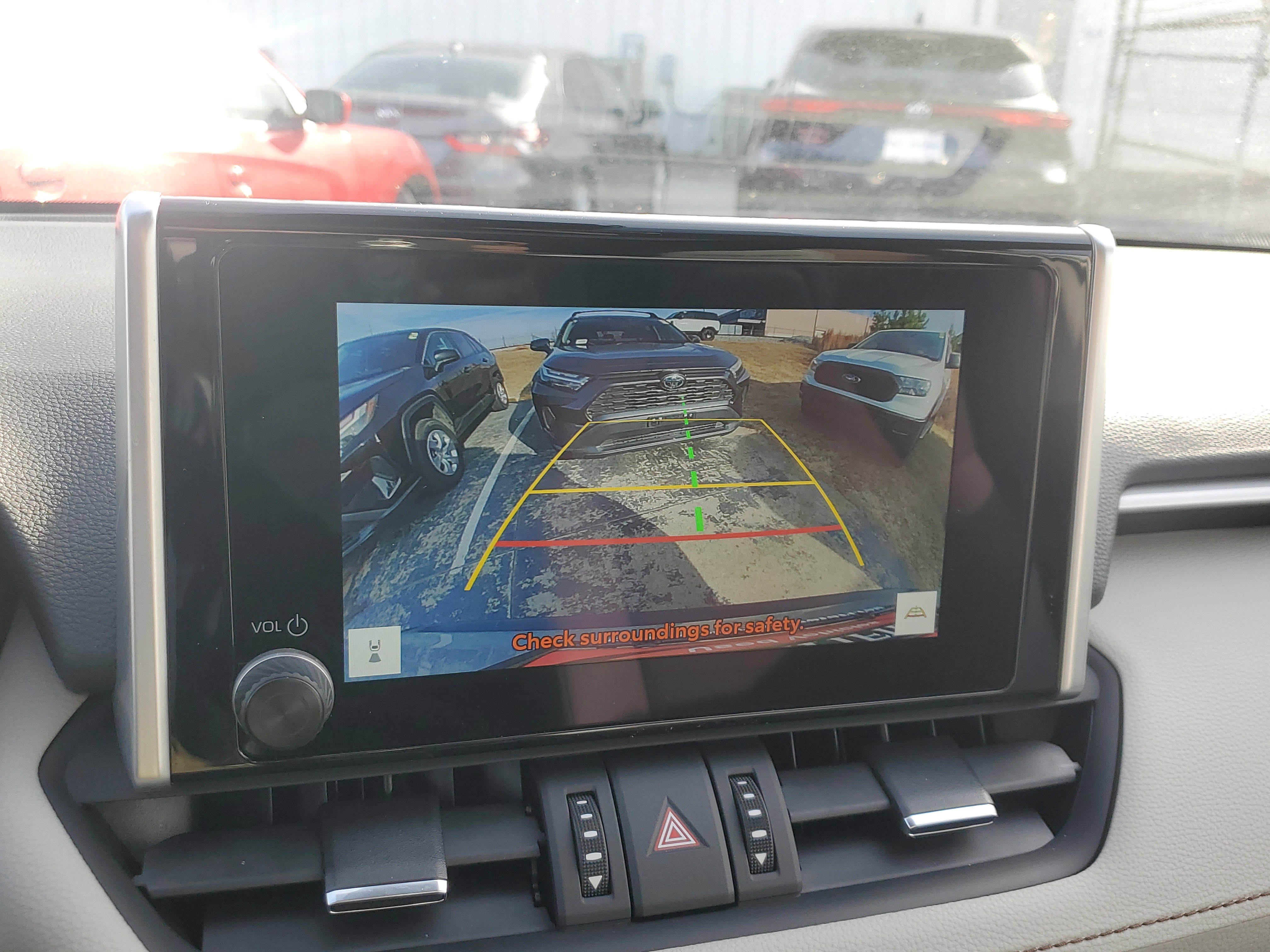 Used 2024 Toyota RAV4 XLE Premium image 24