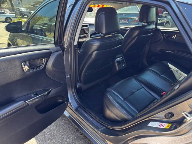 Used 2014 Toyota Avalon Limited FWD image 20
