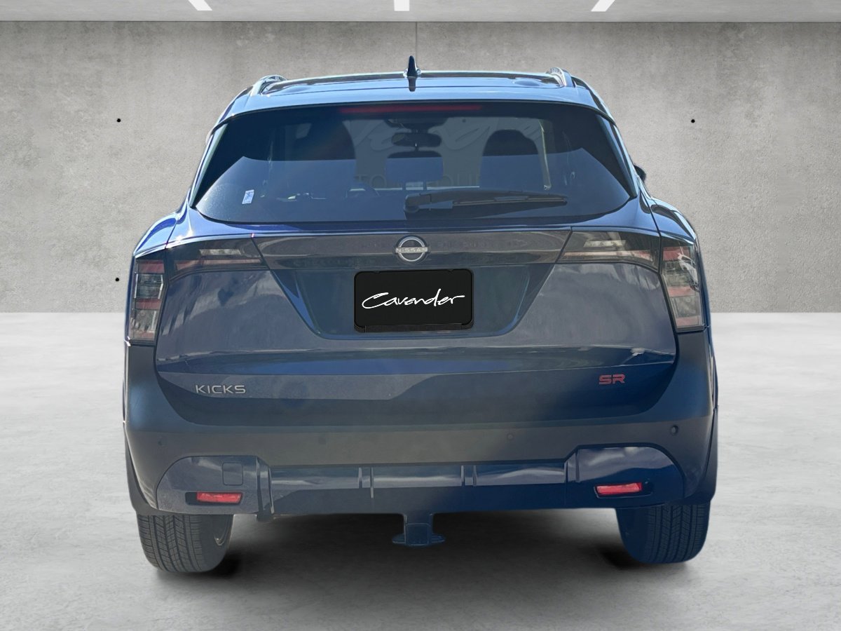 Used 2025 Nissan Kicks SR image 17