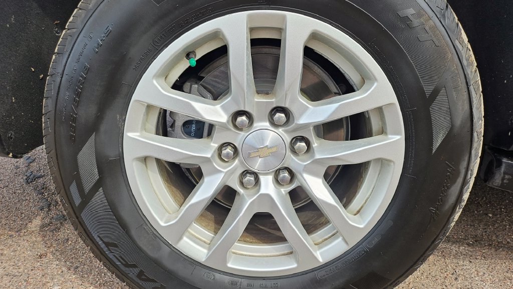 Used 2023 Chevrolet Tahoe LT RWD image 17
