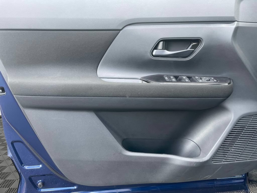 New 2026 Nissan Kicks S FWD image 16