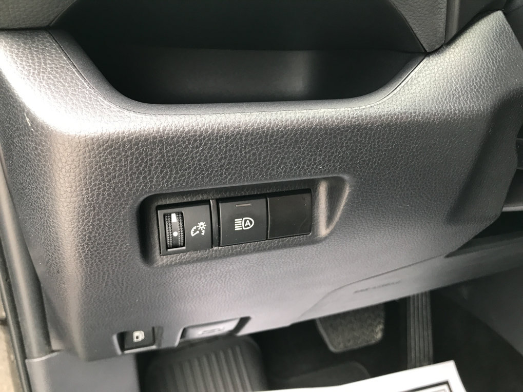Certified 2025 Toyota RAV4 LE AWD/4WD image 14