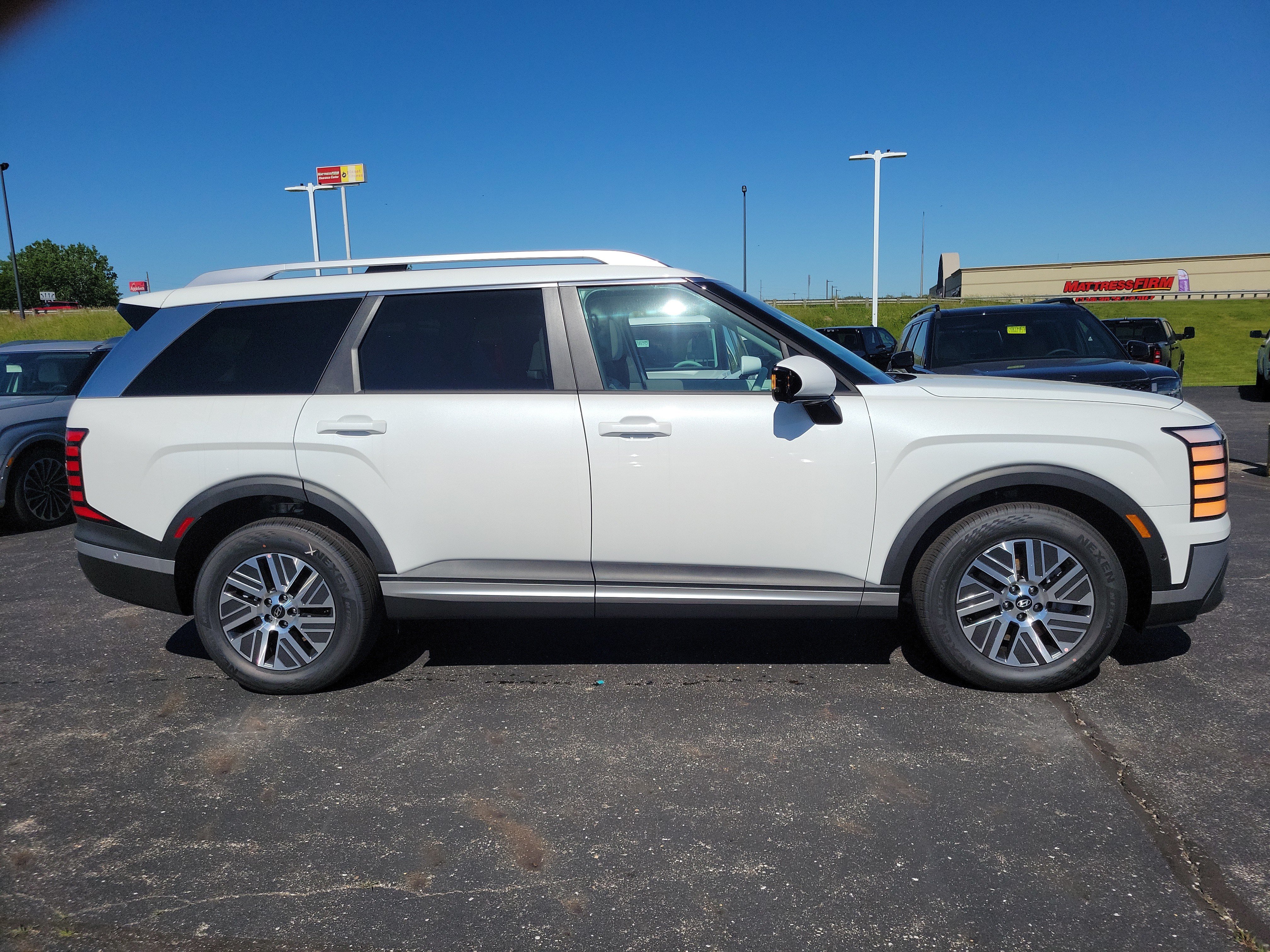 New 2026 Hyundai Palisade SEL Premium AWD/4WD image 3