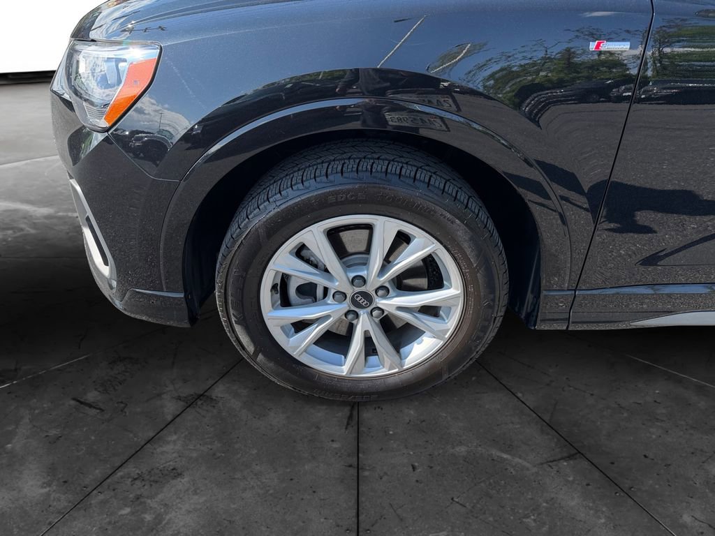 Used 2022 Audi Q3 2.0T Premium AWD/4WD image 14