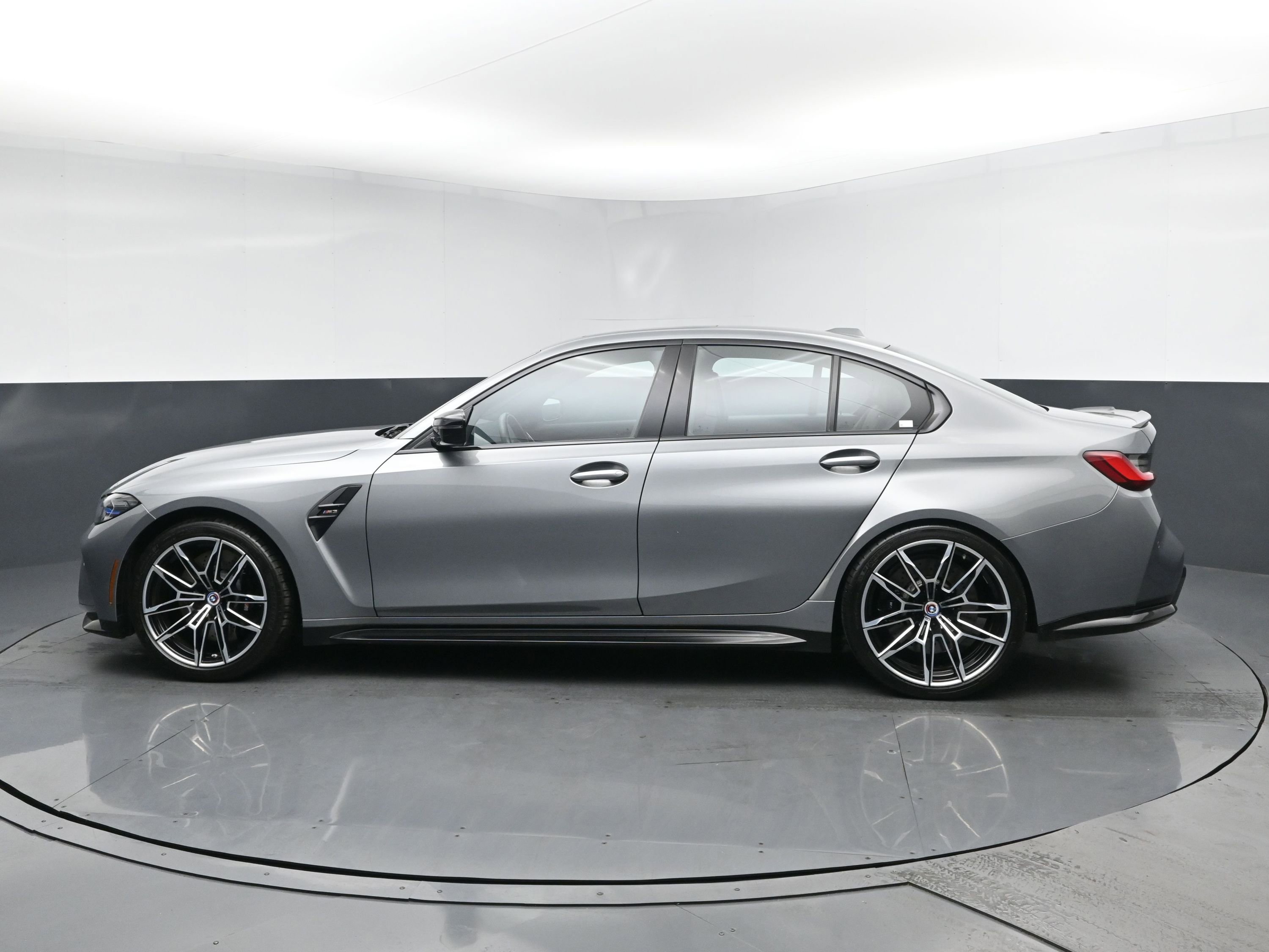 Used 2023 BMW M3 w/ Executive Package image 4