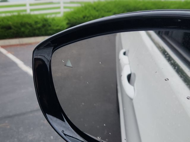 Used 2025 Chrysler Pacifica Select FWD image 40