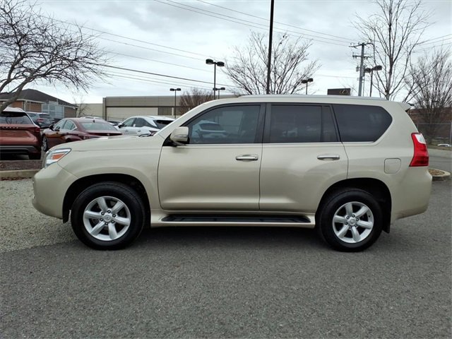 Used 2010 Lexus GX 460 image 6