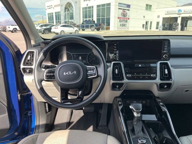 Used 2022 Kia Sorento SX image 19