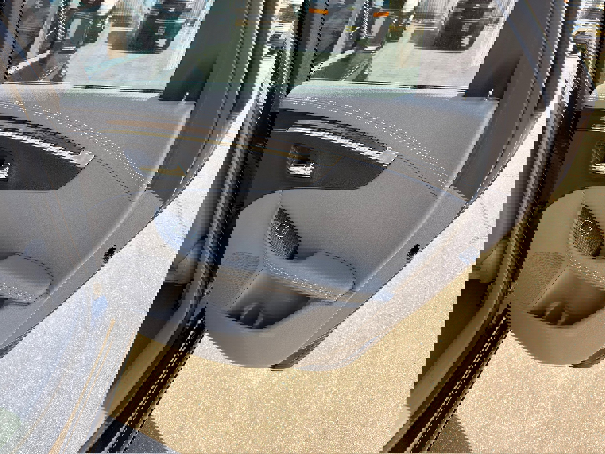 Used 2018 Chevrolet Impala LS image 13