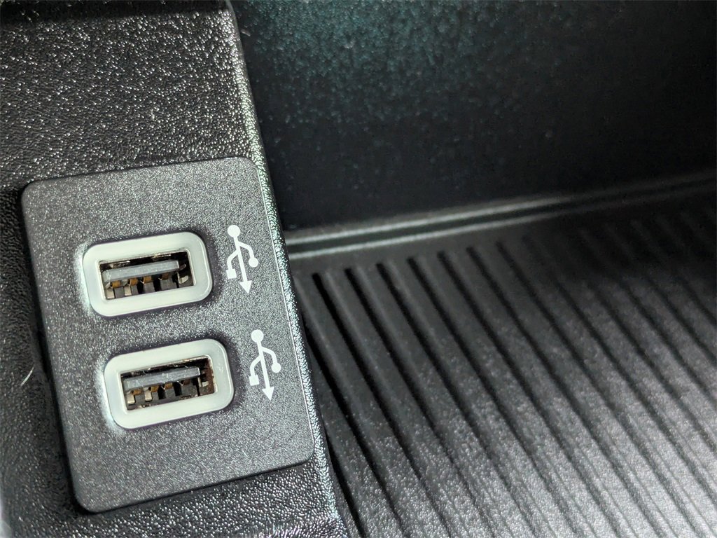 Used 2020 Ford F150 Raptor w/ Equipment Group 802A Luxury image 24