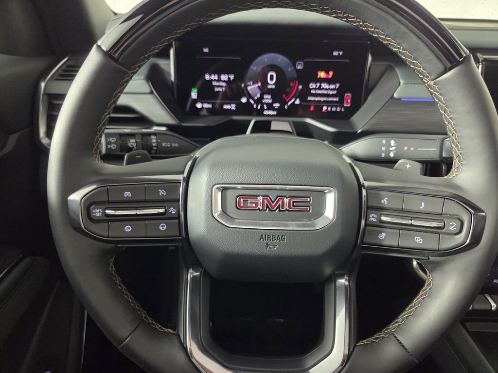 Used 2026 GMC Acadia AT4 w/ Super Cruise Package AWD/4WD image 17