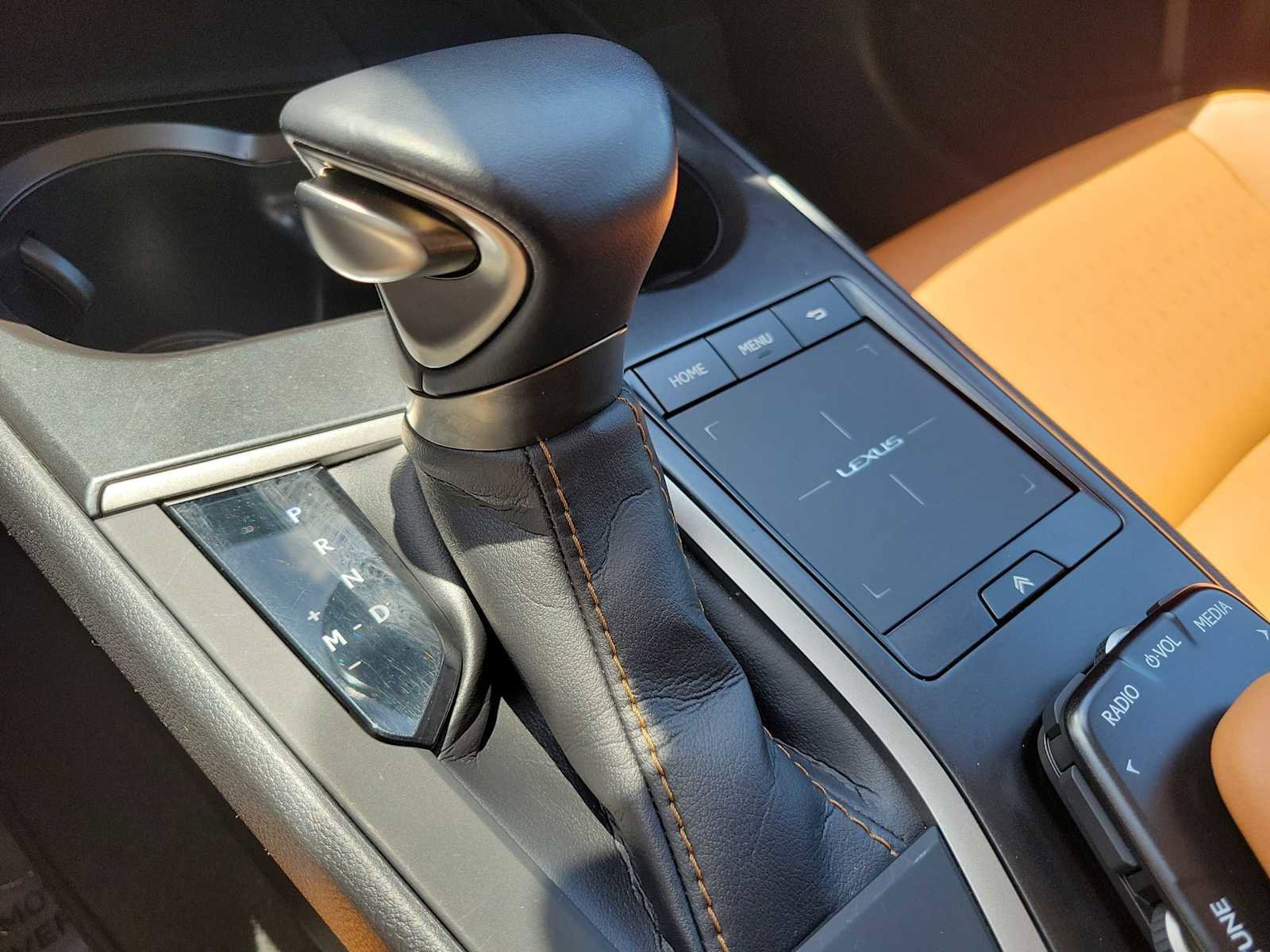 Used 2021 Lexus UX 200 w/ Accessory Package (Z1) FWD image 27