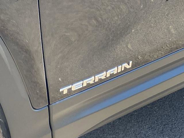 Used 2018 GMC Terrain SLE image 27