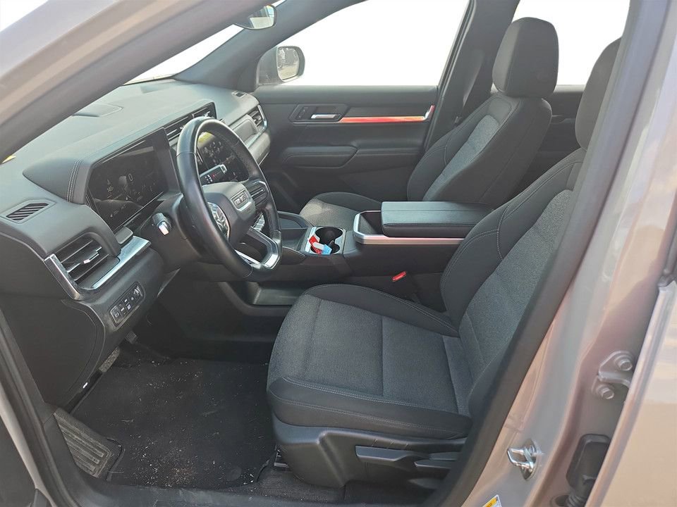 Used 2025 GMC Terrain Elevation AWD/4WD image 28