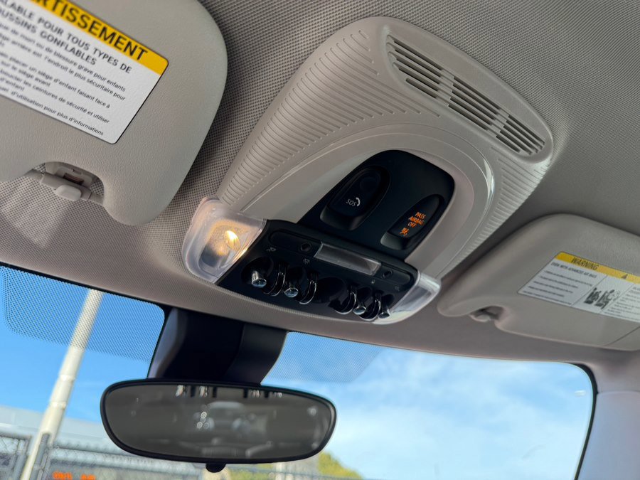 Used 2022 MINI Cooper SE image 22