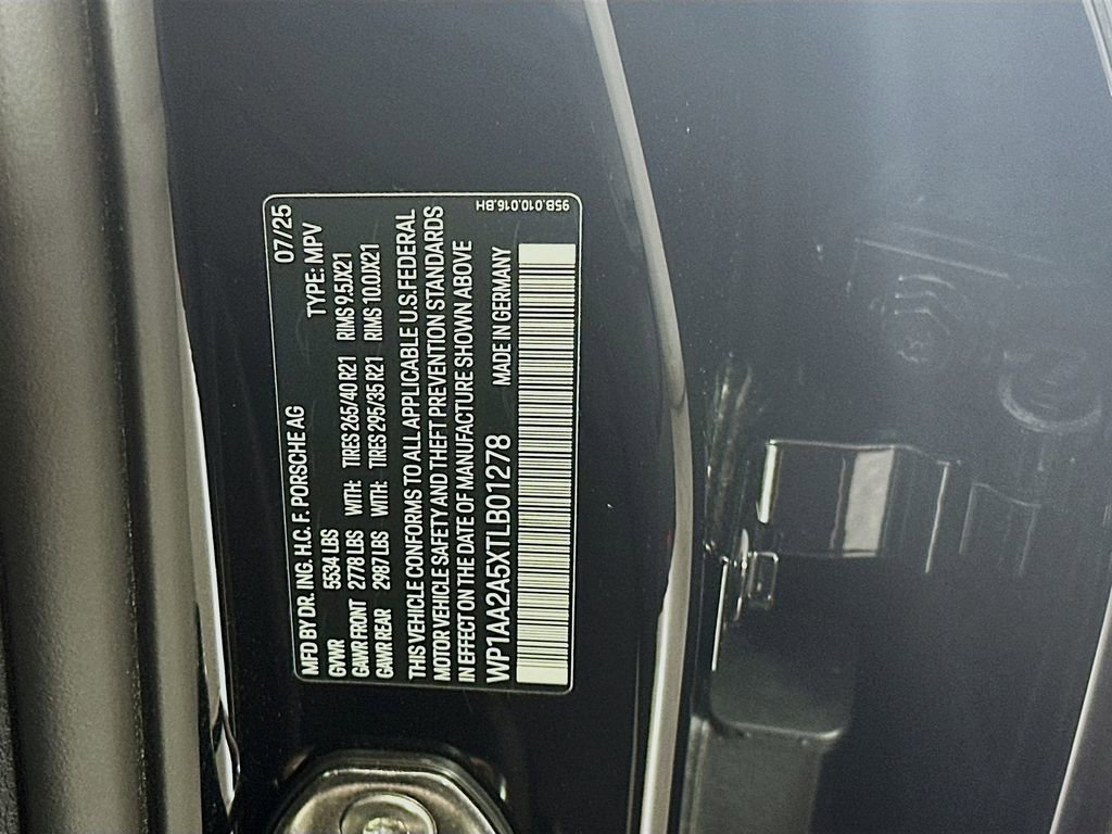 New 2026 Porsche Macan Turbo AWD/4WD image 34