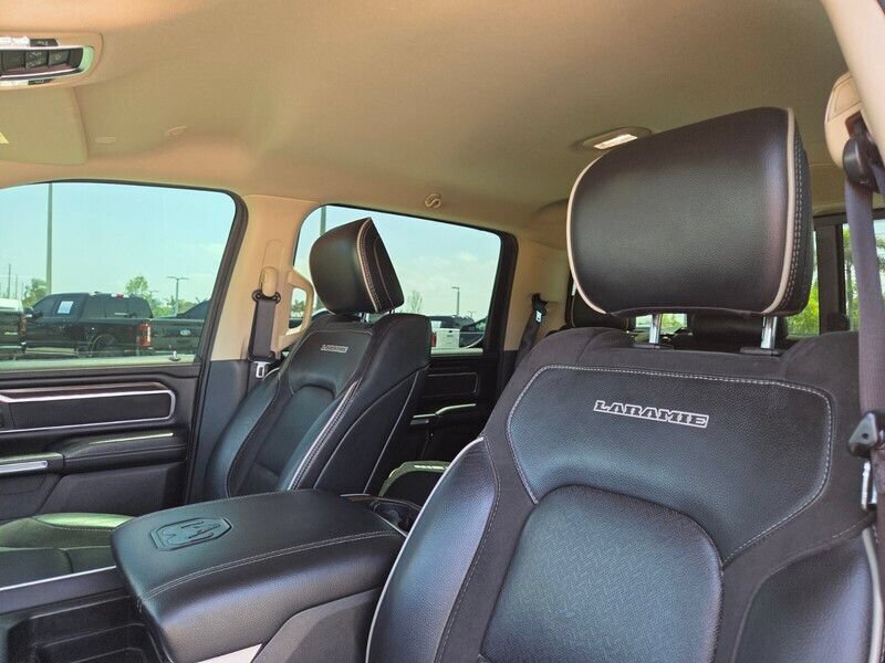 Used 2021 RAM 1500 Laramie AWD/4WD image 32