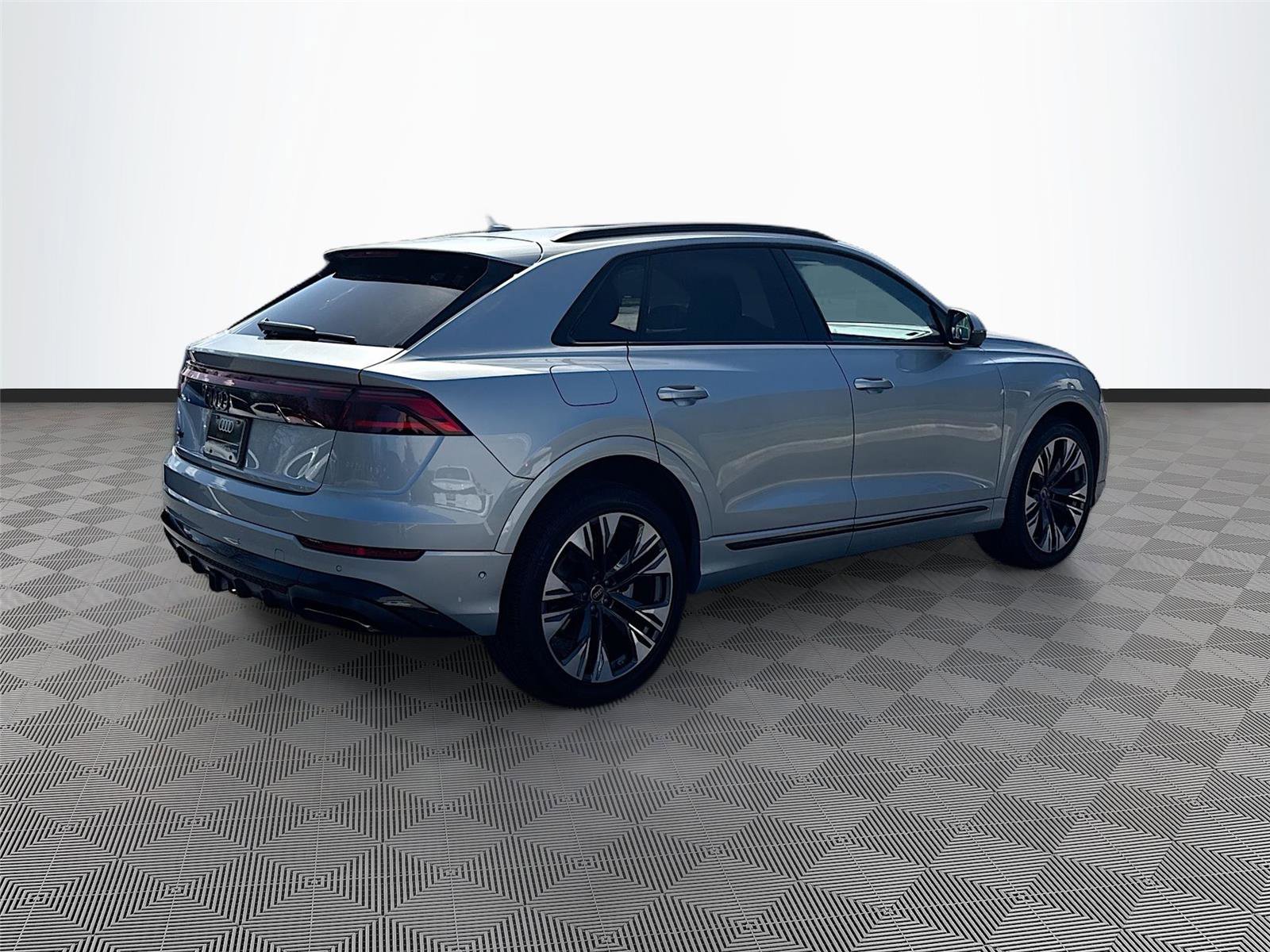 Certified 2025 Audi Q8 Premium Plus w/ Premium Plus Package image 7